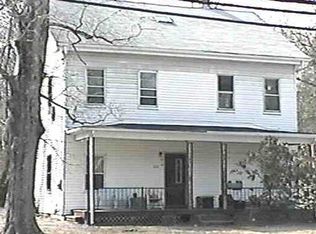 876 Ten Rod Rd, North Kingstown, RI 02852