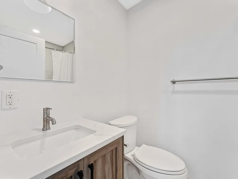 157 Sanford Ave #C — Photo 30