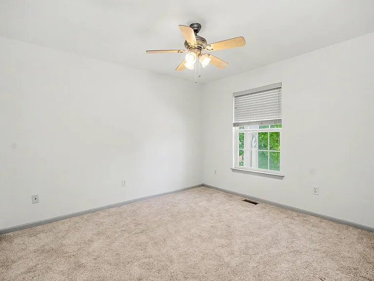 29307 Douglas Dr — Photo 15