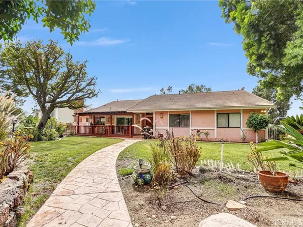 8530 Vine Valley N, Sun Valley, CA 91352