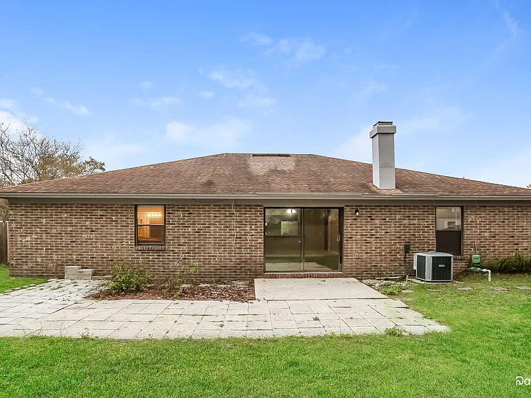 6507 Diamond Leaf Ct S — Photo 15