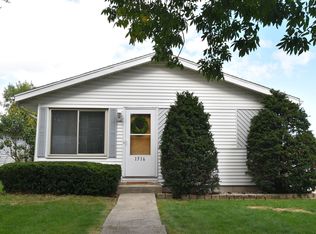 5655 S 25th St, Milwaukee, WI 53221