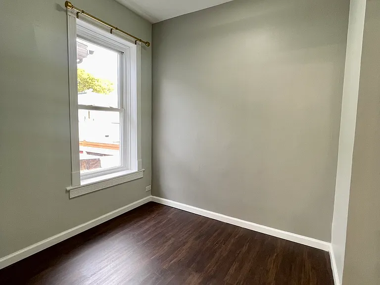 298 New York Ave #2 — Photo 11