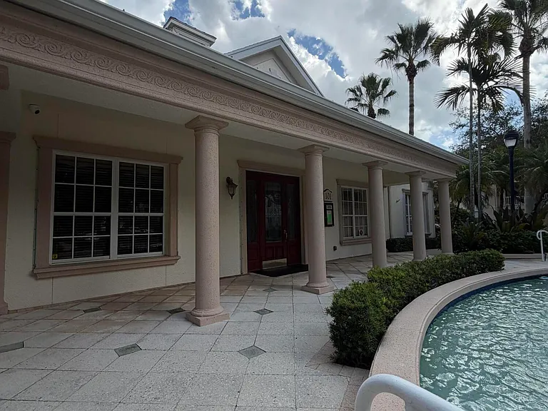 275 Murcia Dr #208 — Photo 90