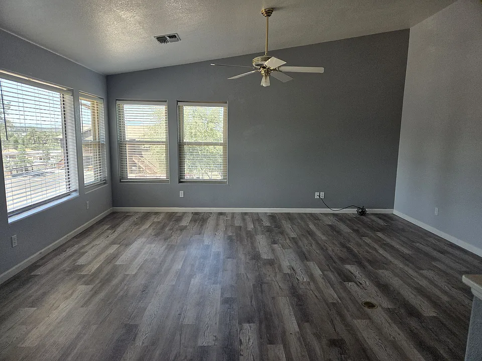 206 E Jura Cir #2
