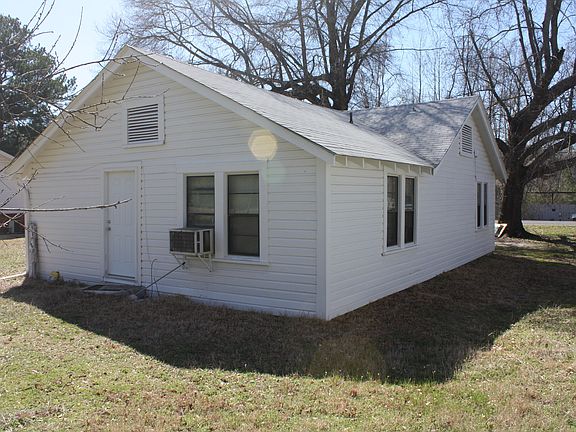 2nd image of 1107 E Main St