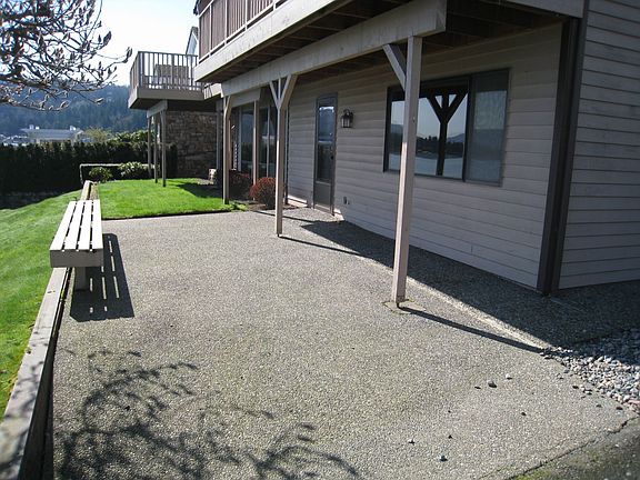 5th image of 3002 W Lake Sammamish Pkwy SE