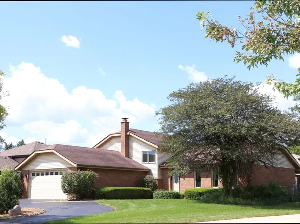15324 Regent Dr, Orland Park, IL 60462