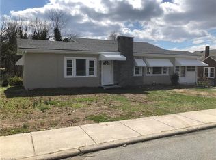 7 Arlington Ave, Thomasville, NC 27360