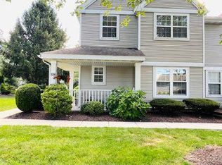 107 Laurel Ct, Wyomissing, PA 19610