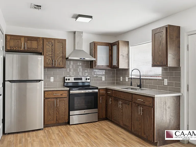 3605 Yucca Ave — Photo 6