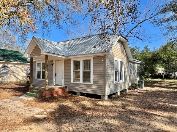 204 N Whitney St, Geneva, AL 36340