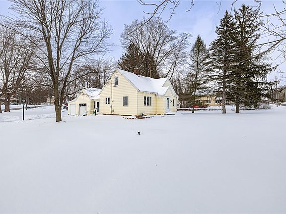 2nd image of 5881 E Henrietta Rd