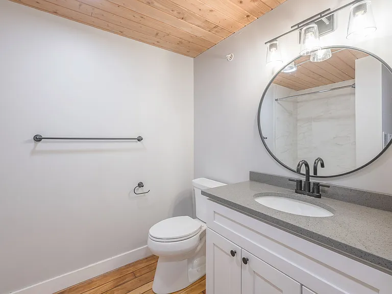 556 Atwells Ave — Photo 20