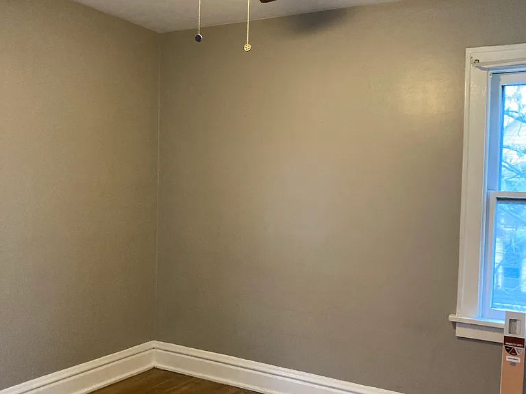 2125 Wyandotte Ave #2 — Photo 8
