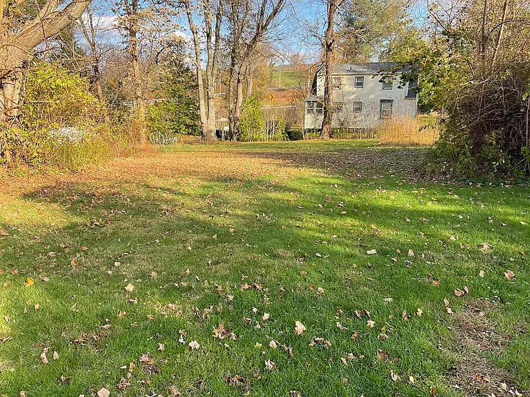 6 Silver Dr — Photo 13