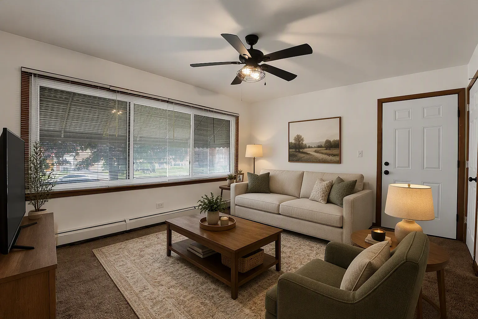 3 bed, 1100 sqft, $2,100 — Photo 2