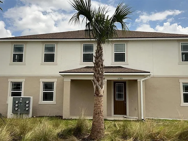 11915 Sunsail Ave — Photo 1