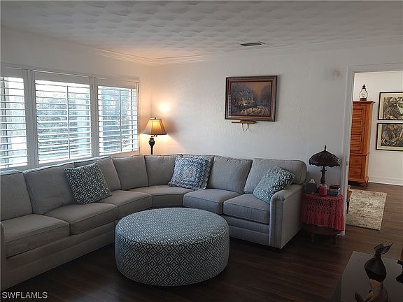3rd image of 4330 Tufts Ave