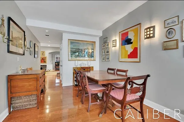 Rented by Bond New York | media 6