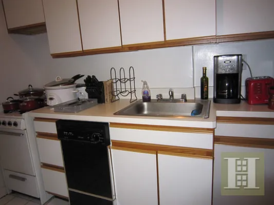 Rented by Halstead Real Estate | media 11