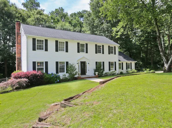 4714 Marc Ct, Lilburn, GA 30047