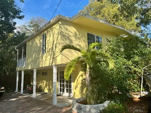 129 Palm Ln Photo 1