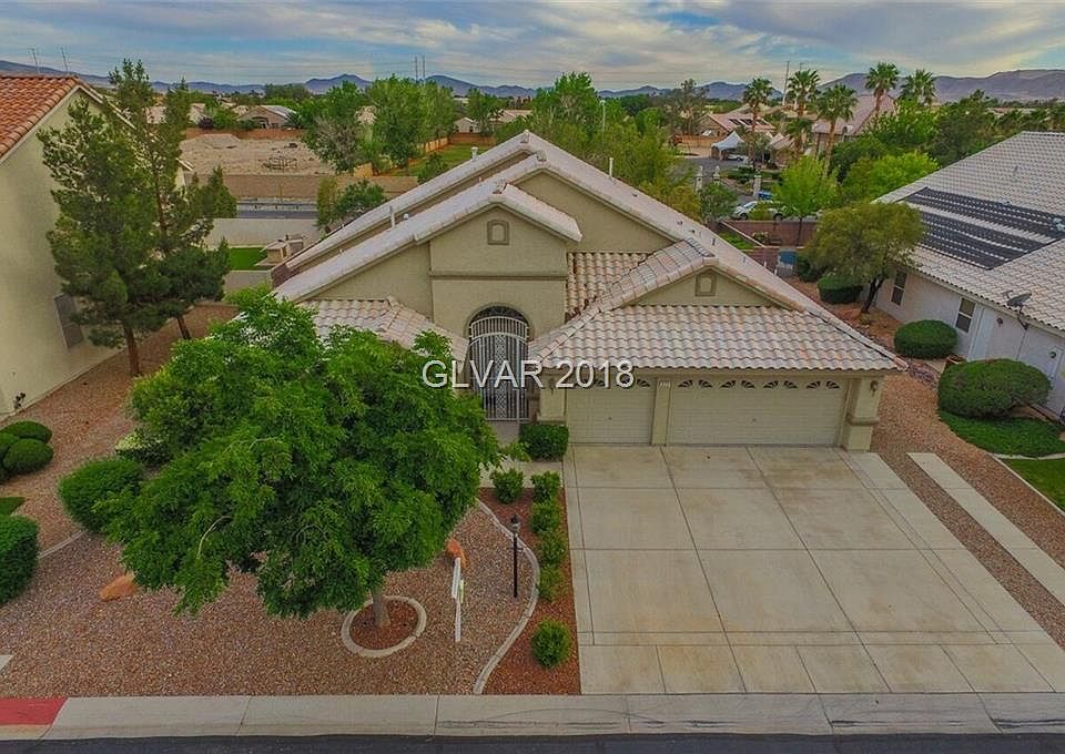 1st image of 277 Farris Ave