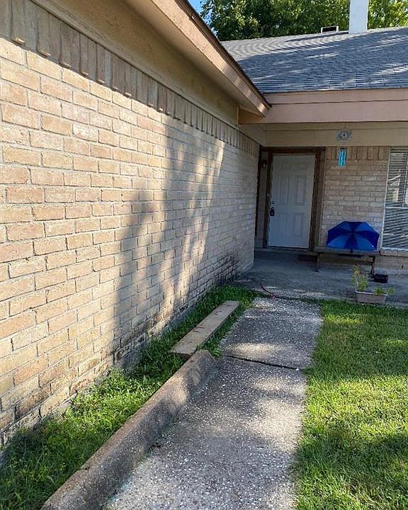 1st image of 10124 Inwood Hollow Ln