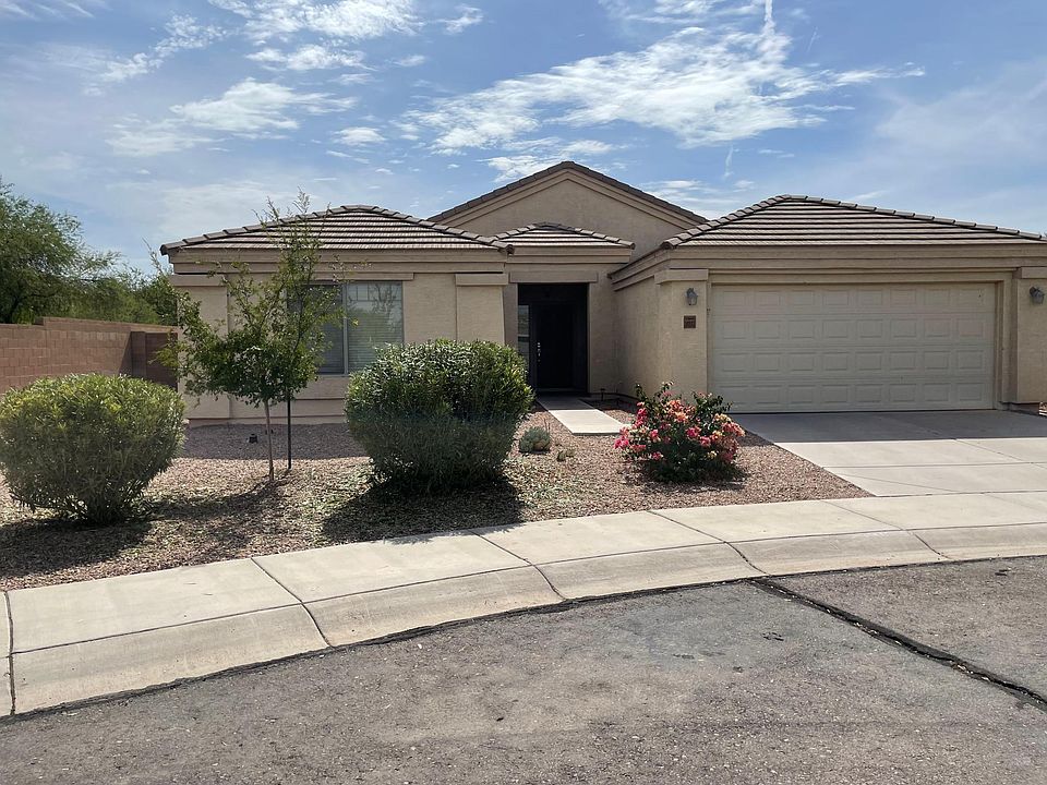 1st image of 36853 W Giallo Ln