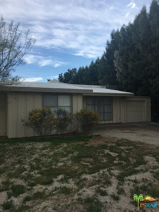 1st image of 67639 Club House Dr