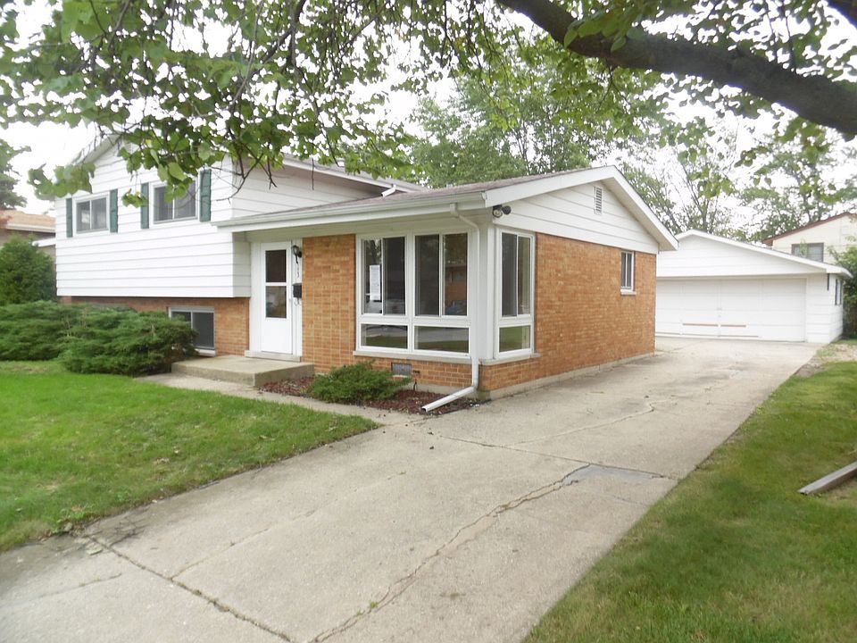 1st image of 183 N Pamela Dr