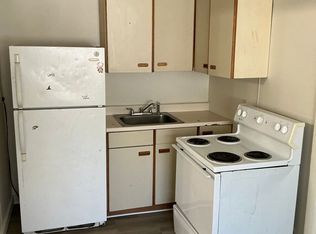 53 State St APT 13, Augusta, ME 04330
