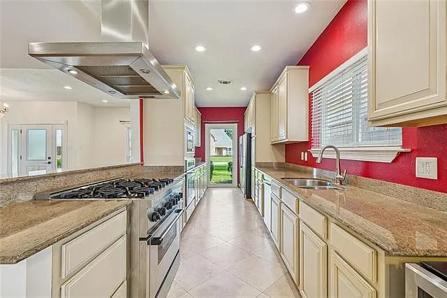 4508 Park Dr N — Photo 6