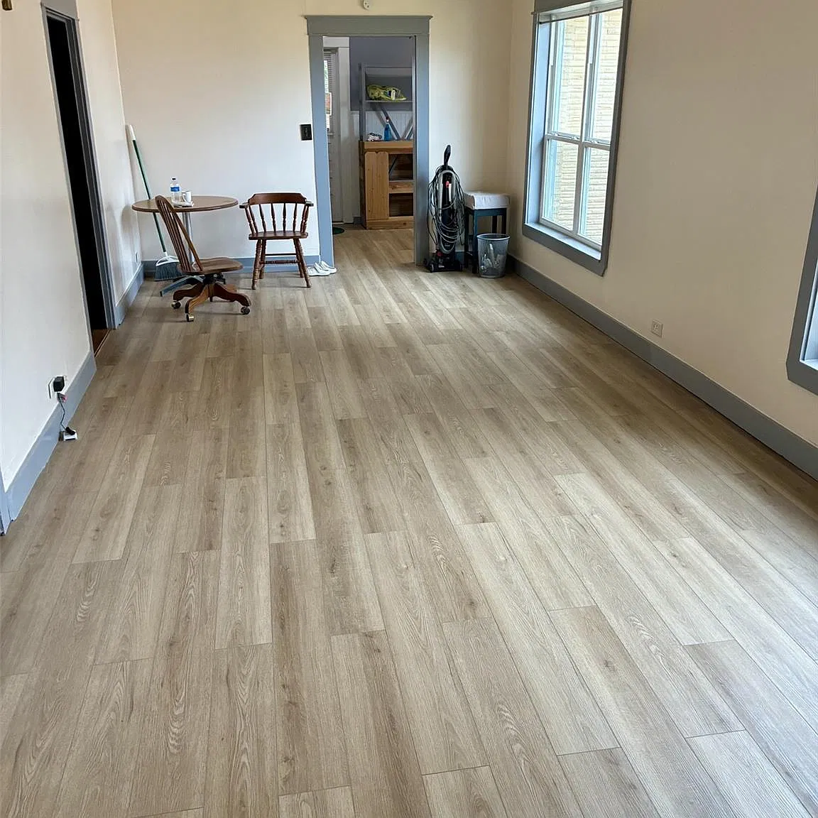 3 bed, 2.0 bath, 1781 sqft, $1,800 — Photo 3