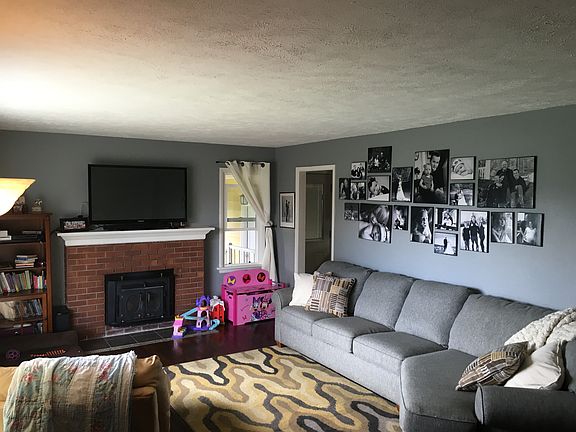 5th image of 1103 N Balfour Ct