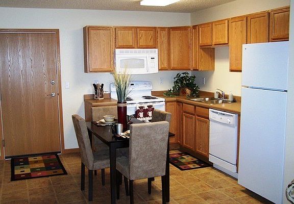 4th image of 4422 30th Ave S #306