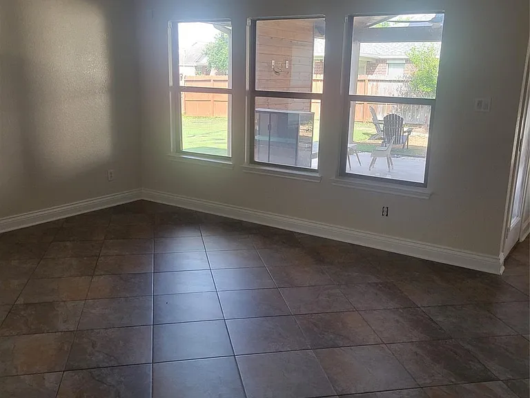 3903 Brook Garden Ln — Photo 9