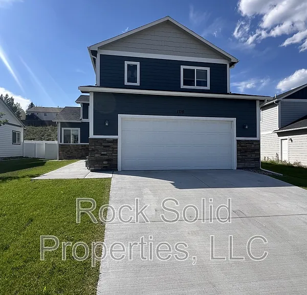 1716 Kade Ct — Photo 1