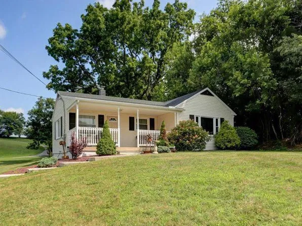 1531 Walnut Bottom Rd, Newville, PA 17241