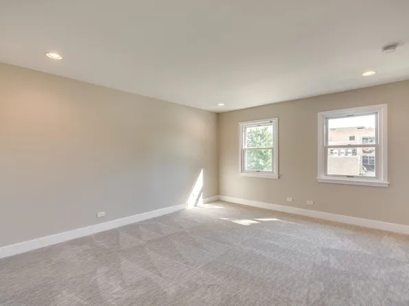 The Trevian Townhomes (Park), 601 Park Ave #601R, Wilmette, IL 60091