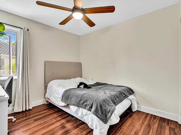 10310 Santiago St — Photo 54