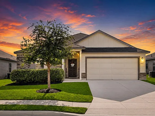 6907 Emerald Valley Photo 1