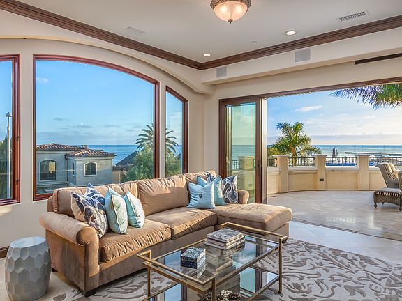 2nd image of 5639 Dolphin Pl
