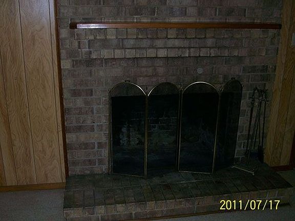 3rd image of 15609 Fm 225 S
