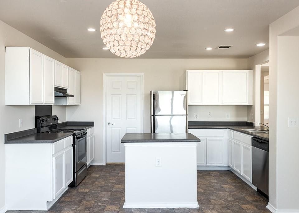 1st image of 4618 Lyra Cir