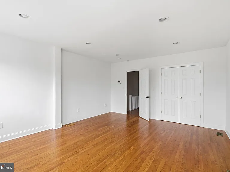 440 Delafield Pl NW — Photo 20