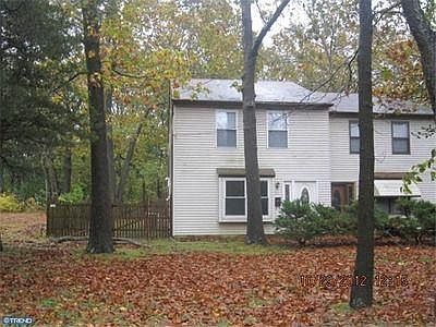 Front View - Fenced + Open on 3 sides