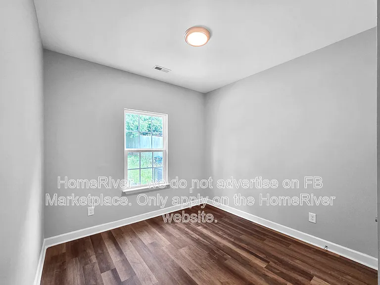 621 Northway Dr — Photo 9
