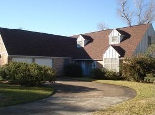 2110 Live Oak Rd, Orange, TX 77630